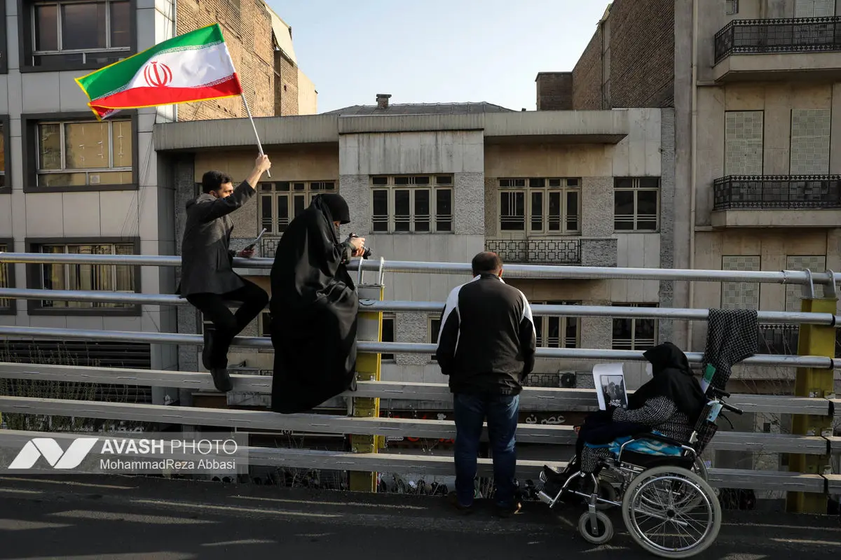 تشییع پیکر ۳۵ شهید جنگ رمضان در تهران -۲