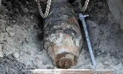 کشف یک بمب نیم تنی عمل نکرده +عکس