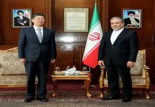 دیدار سفیر چین در ایران با وزیر امور خارجه در آستانه سفر مهم پزشکیان به پکن