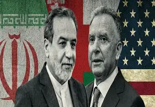 میز مذاکرات در انتظار تصمیم ایران