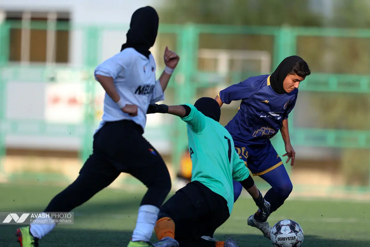لیگ برتر فوتبال زنان -خاتون بم و فراایساتیس