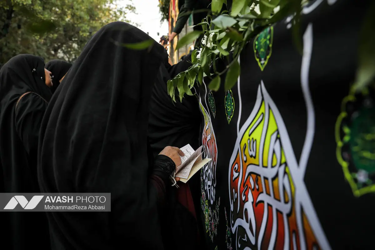 مراسم تشییع پیکرهای ۱۰۰ شهید گمنام - تهران