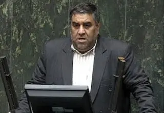 حسینی:مدیرعامل بانک‌ها در شهرستان‌ها به مردم فشار وارد می‌کنند