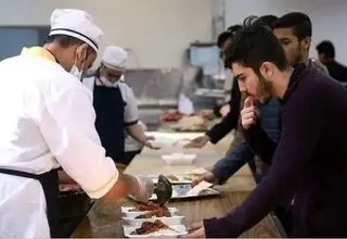 وجوم کرم در غذای دانشگاه کاشان تایید شد 