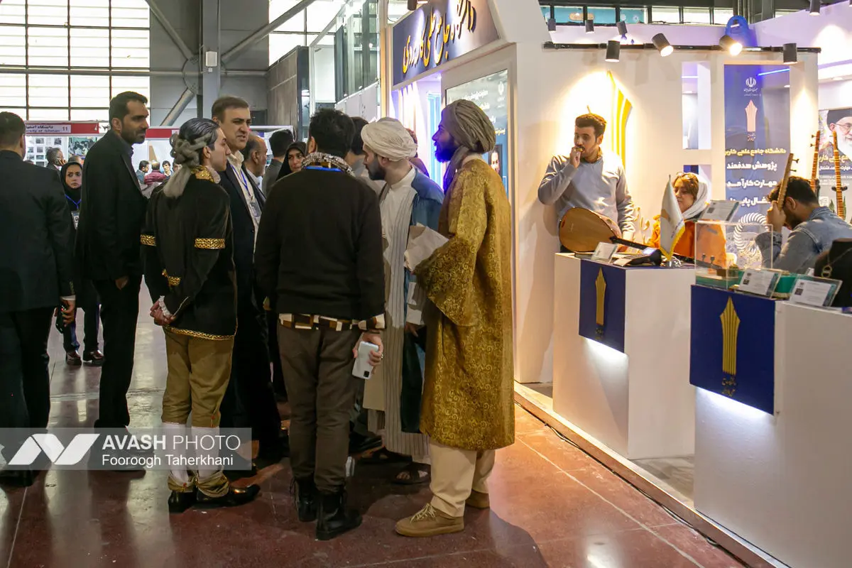 افتتاحیه سیزدهمین نمایشگاه تجهیزات و مواد آزمایشگاهی ایران ساخت