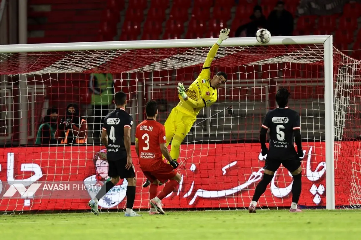 مرحله یک شانزدهم نهایی جام حذفی؛ تراکتور - پرسپولیس