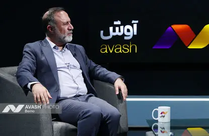 نمایندگان 4 درصدی گمان می‌کنند مالک کشورند و دیگران مستأجرند