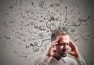 زن‌ها بیشتر خودکشی می‌کنند اما مردها بیشتر می‌میرند
