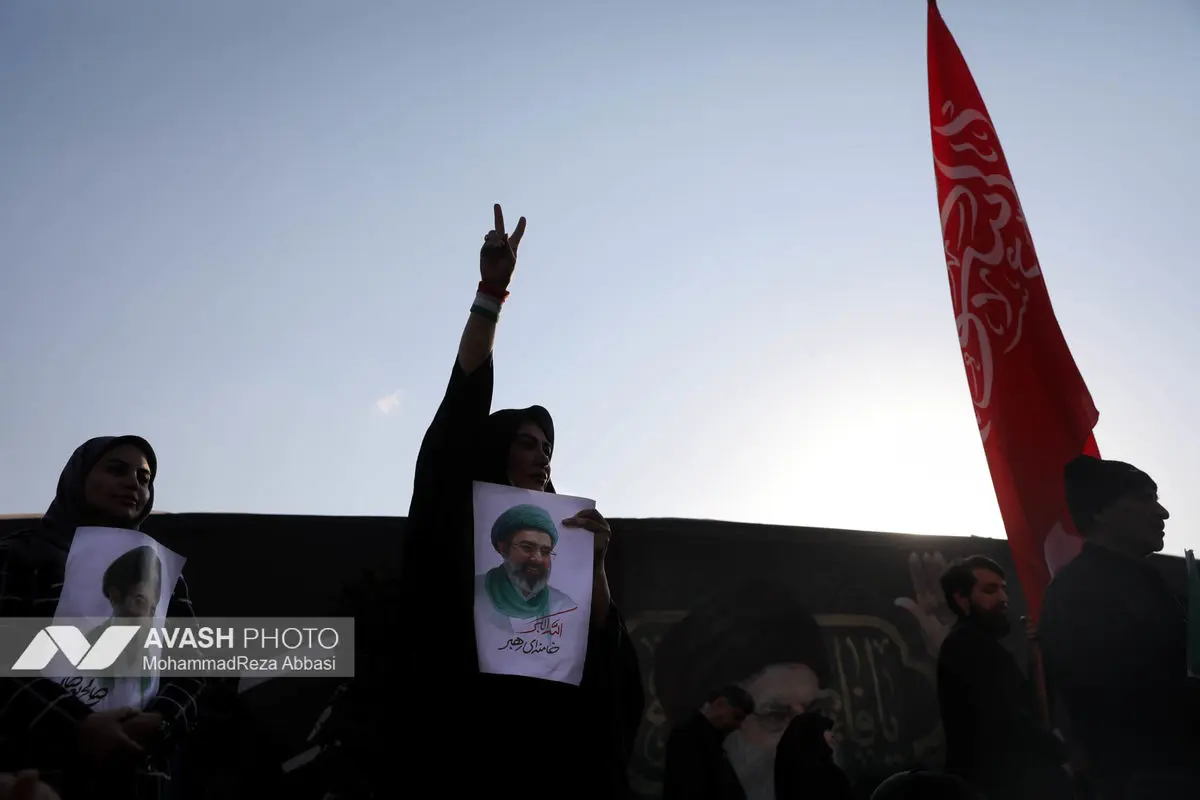 مراسم بیعت با سومین رهبر انقلاب اسلامی در تهران