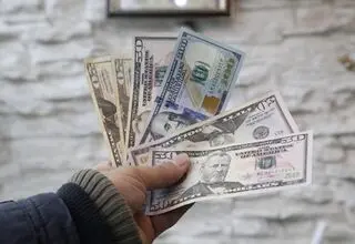 حجم کل معاملات بازار ارز تجاری در مرکز مبادله به ۱۰.۸ میلیارد دلار رسید
