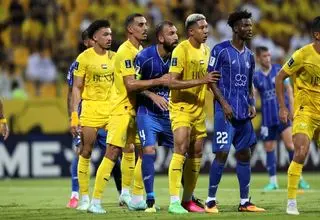 احتمال تاخیر در دیدار با استقلال/ اشتباه عجیب راننده اتوبوس کار دست الوصل داد