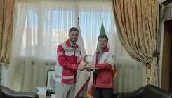 کاپیتان تیم‌ملی فوتبال داوطلب هلال احمر شد