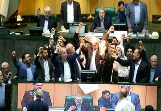 بازگشت به ژنو و صف آرایی مخالفان همیشگی پشت در اتاق مذاکره/ دو سر طبل مخالف برای یک میز مذاکره