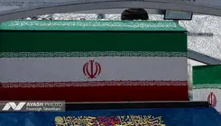میگ ارتش هواپیمای حامل پیکر رهبر شهید انقلاب را  اسکورت کرد+فیلم