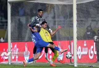  لیگ برتر فوتبال ؛ سپاهان و استقلال