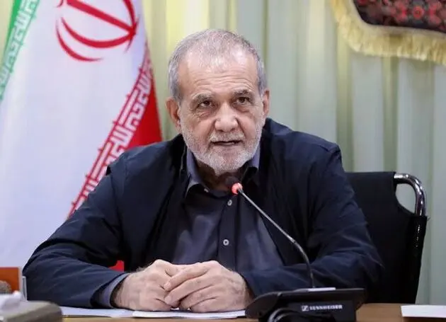 پزشکیان صبور و مخالفان عجول حکایت پیر و خشت خام