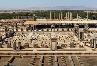 رمزگشایی از پیام سرلشکر در تخت جمشید