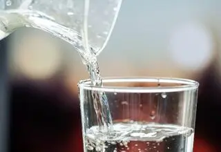 نحوه پیشگیری از بیماری‌های منتقله از آب در شرایط بحران 