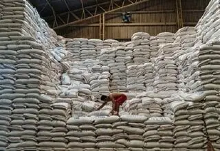 کشف ۱۳۰۰ تن برنج قاچاق و احتکاری در جنوب تهران