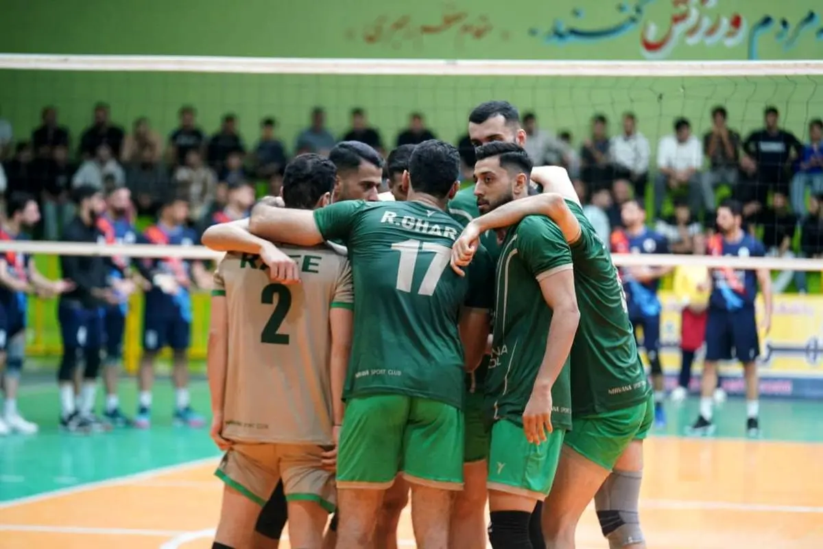 یک بازی، چهار کارت قرمز و حاشیههای ادامهدار