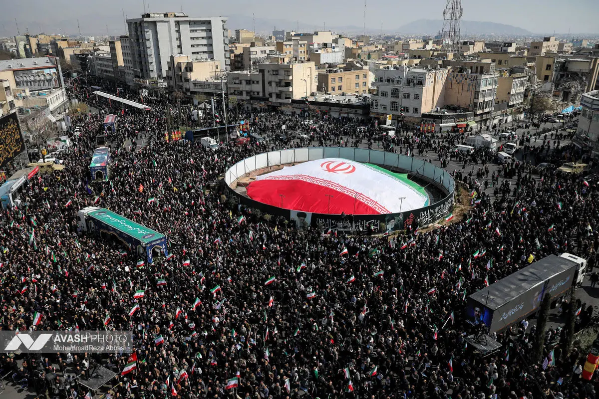 مراسم تشییع «علی لاریجانی»، «غلامرضا سلیمانی» و قهرمانان «ناو دنا»