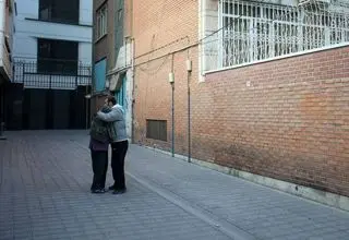 حمایت از سالمندان برای گذر از دوران جنگ و بحران/ چرا کهنسالان در معرض خطرات روانی بیشتر هستند؟