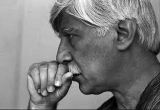 نوای شادی و غم هر دو را بسرایید 