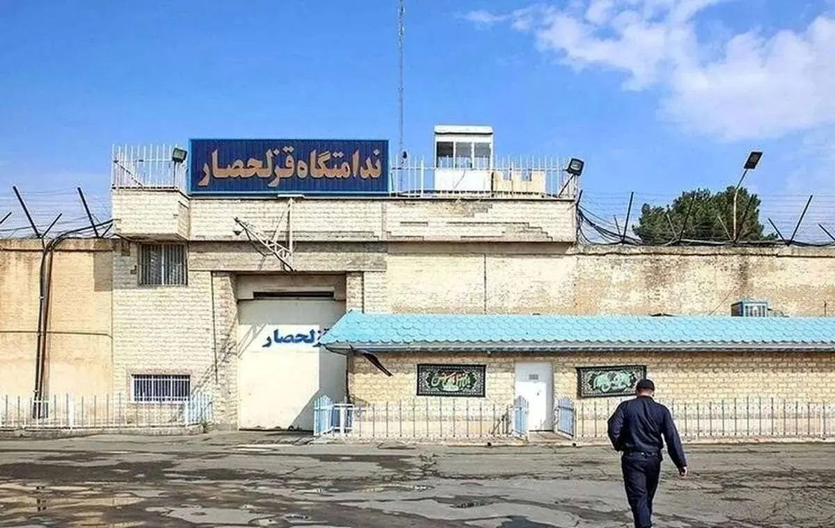 علت اعتصاب زندانیان در قزلحصار چه بود؟