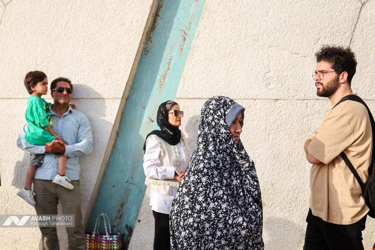 اجرای ارکستر سمفونیک تهران در میدان آزادی