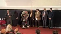 پدرم را از پای درآوردند؛ نمی‌گذارند برادرم کار کند