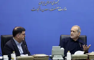 پزشکیان: اجازه نمی‌دهیم عده‌ای با سوءاستفاده از شرایط جنگی، معیشت مردم را هدف قرار دهند