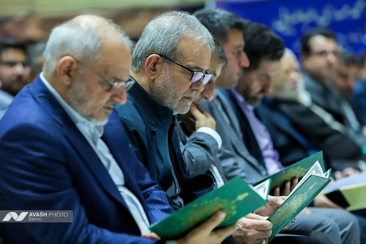 مراسم ترحیم مادر «سید مهدی طباطبایی» معاون ارتباطات و اطلاع‌رسانی دفتر رئیس جمهور