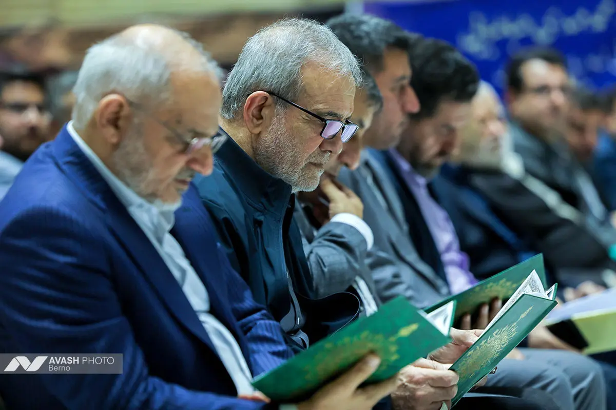 مراسم ترحیم مادر «سید مهدی طباطبایی» معاون ارتباطات و اطلاع‌رسانی دفتر رئیس جمهور