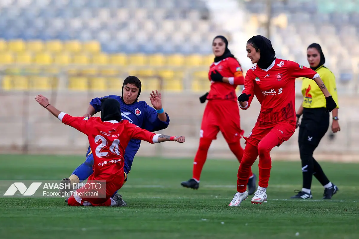 لیگ برتر فوتبال زنان - پرسپولیس و خاتون بم