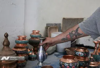 پشت میله‌ها، زندگی دوباره می‌جوشد