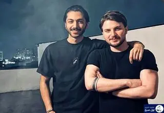 بازگشت خاطره‌انگیز هاشم و سهراب/ دارا حیایی و کیسان دیباج در تئاتر «شب امتحان» 