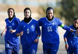 زنان آبی؛ یک قدم تا لیگ برتر