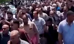 کامیون‌داران مالباخته، حیران در بلوار کشاورز + فیلم