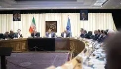 تذکر جدی همتی برای رعایت ضوابط مبارزه با پولشویی در بانک‌ها
