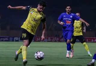 برد برای گل گهر و سپاهان در اولین روز هفته هفتم 