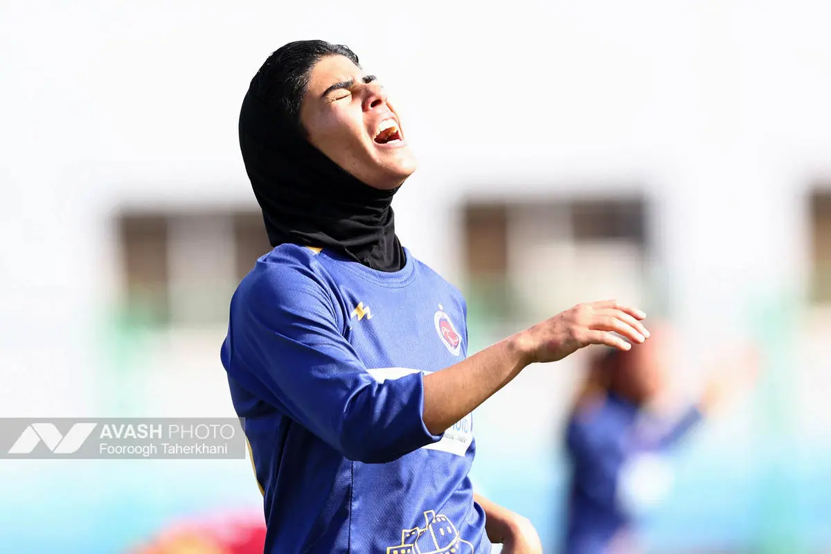 دیدار تیم های خاتون بم و سپاهان اصفهان