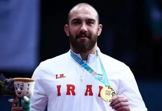 امیرحسین زارع: زنده‌باد ایران!