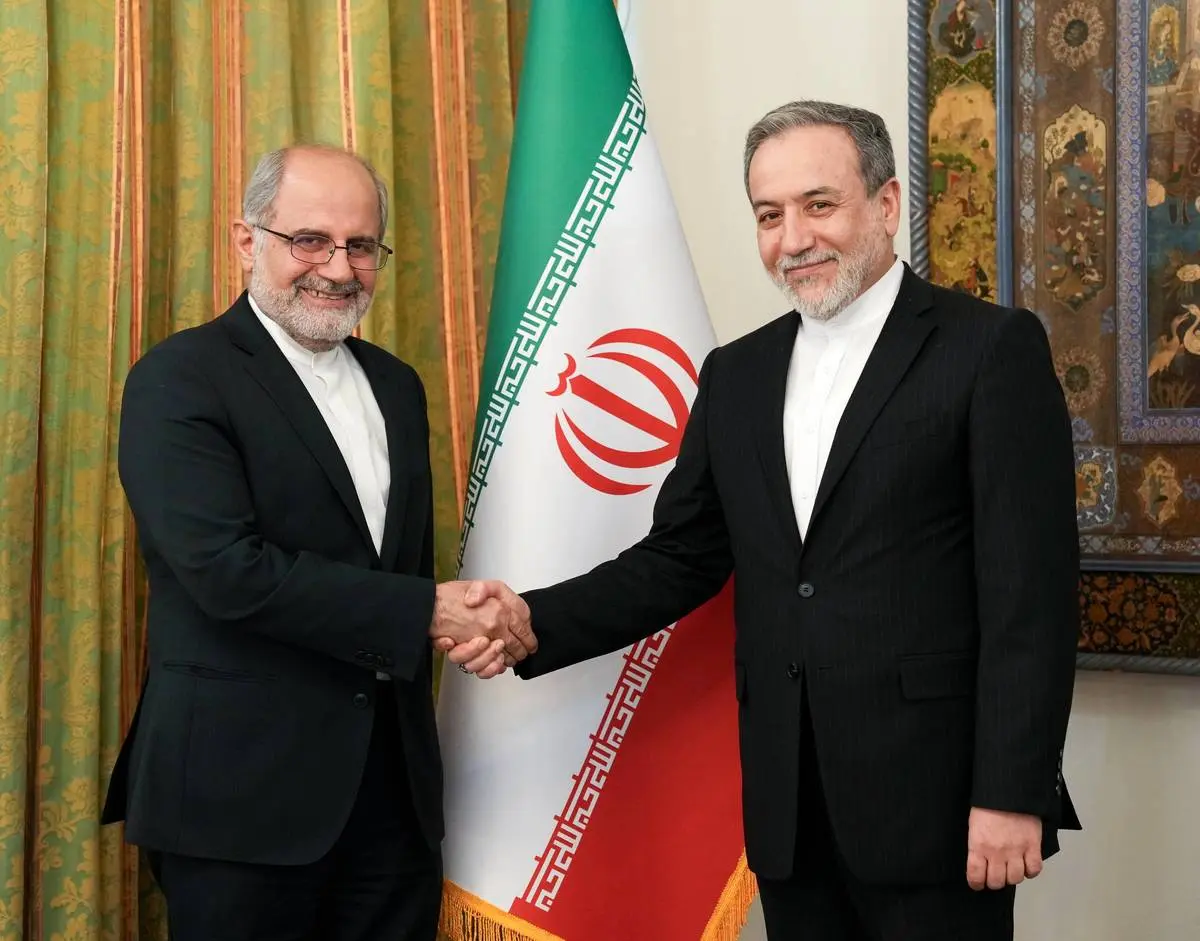 دیدار سفیر جدید جمهوری اسلامی ایران در ایرلند با وزیر امور خارجه