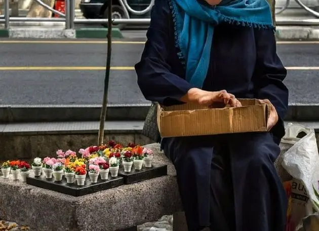 تاراج مشاغل زنانه در تلاطم بحران/ چرا مردان جایگزین زنان در بازار کار می‌شوند؟ 