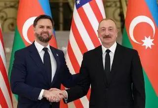 سفر ونس به کشور همسایه ایران/ آذربایجان و آمریکا منشور همکاری راهبردی امضا کردند 