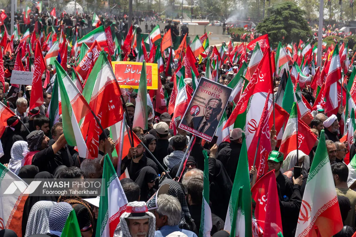 مراسم تشییع پیکر مطهر رهبر شهید انقلاب در تهران - ۴