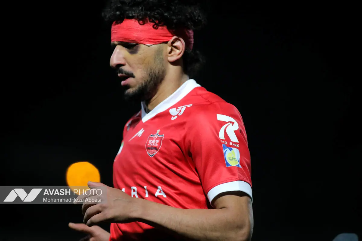 دیدار تیم های فوتبال  پرسپولیس تهران و خیبر خرم آباد