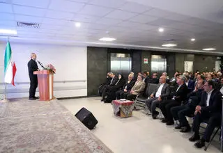 رئیس‌جمهور: ترافیک در معابر پیرامونی بیمارستان‌ها مدیریت شود