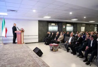 رئیس‌جمهور: ترافیک در معابر پیرامونی بیمارستان‌ها مدیریت شود