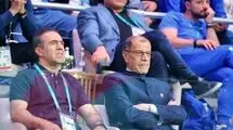 حضور خسروی‌وفا در مسابقات وزنه‌برداری مردان
